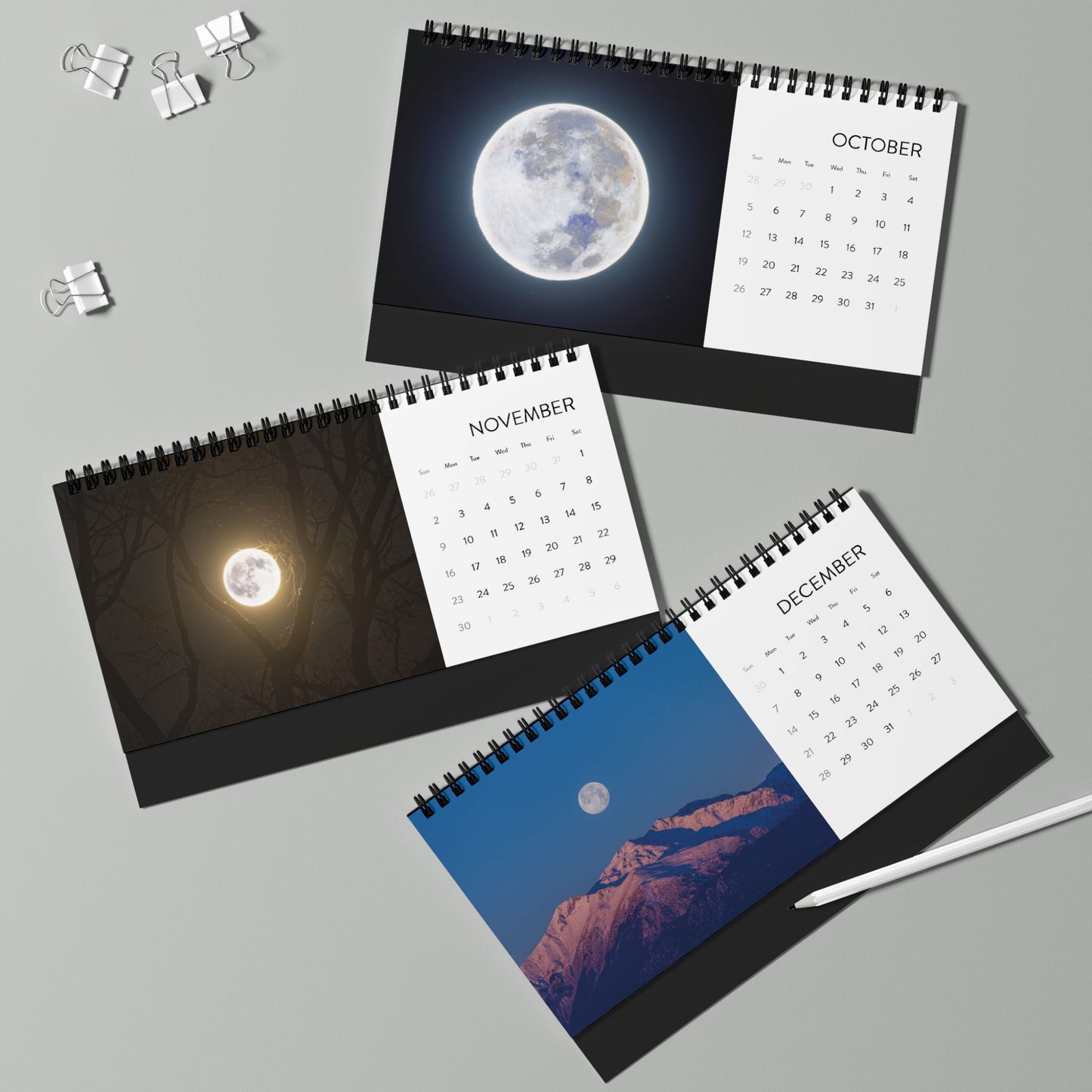 Astronomy Desktop Calendar (2025 grid)