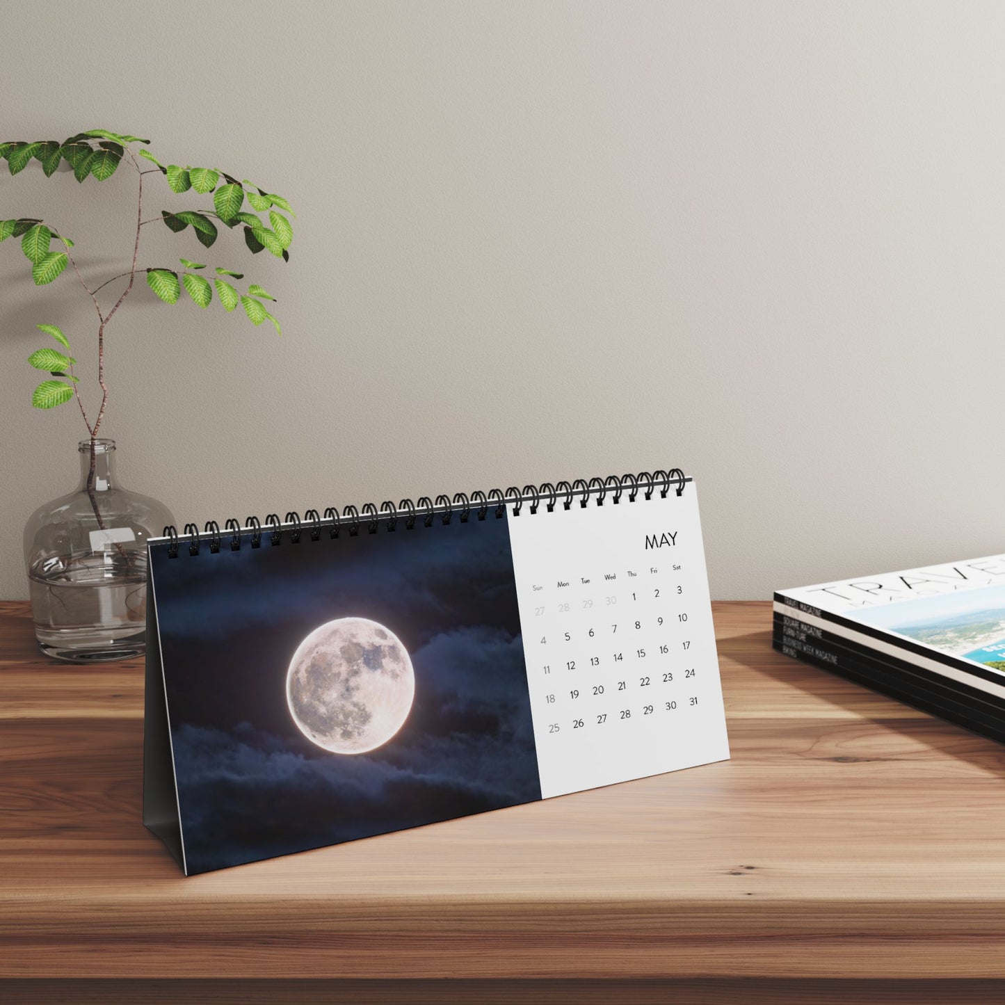 Astronomy Desktop Calendar (2025 grid)